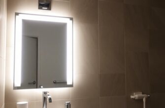 Освещение зеркала в ванной: как выбрать свет, который действительно работает